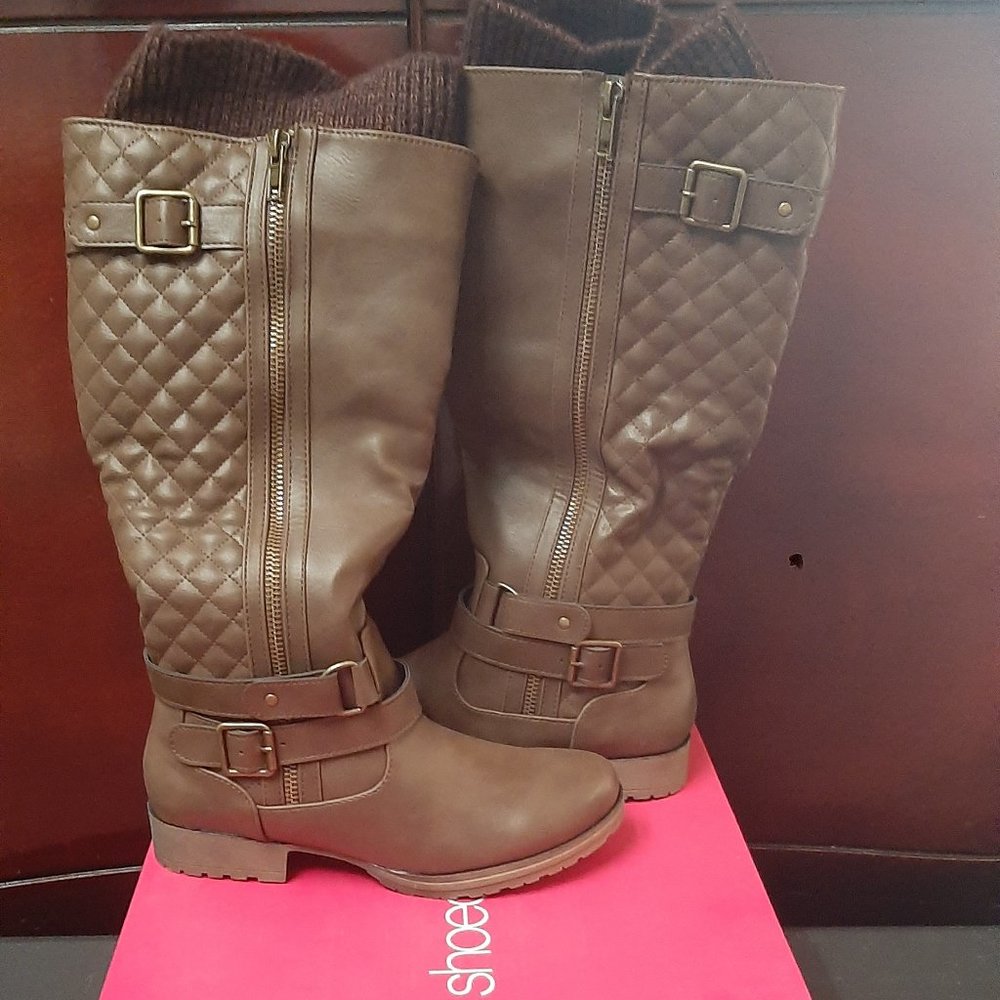 Women's size 5.5 boots
